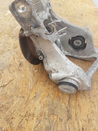 фото thumb №6, Поворотна опора ступиця лівий зад audi q5 sq5 8r0505435a