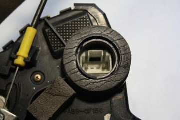 фото thumb №5, Toyota corolla verso замок двері праві перед 2 pin