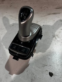 фото thumb №1, Выборщик домкрат рычаг передач phev outlander iii 2400a355