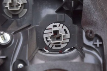 фото thumb №8, Лампа ліва зад задня eg21-51150 mazda cx-7 06-09