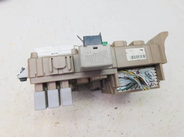 фото thumb №7, Corolla e12 1.4 vvt-i 04r коробка предохранителей