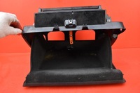 фото thumb №6, Бардачок пассажира volkswagen оригинальный номер 3c1857101