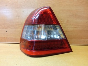 фото thumb №1, Лампа ліва задня mercedes c клас w202 led