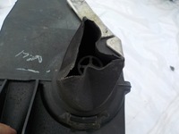 фото thumb №5, Opel gt 2.0t 07–09 резонатор повітря 15940155