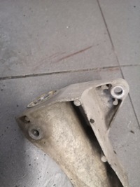 фото thumb №6, Кронштейн коробки передач правая audi a8 d2 4.2 auw fl 4d0399114ag