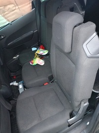 фото thumb №1, Сиденье средний зад peugeot 5008 i 09-16 корпус поддона