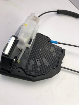 фото thumb №2, Toyota c-hr замок двері лівий зад