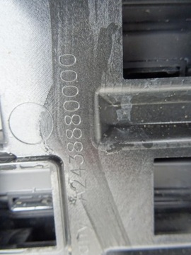 фото thumb №9, Решётка радиатора решётка радиатор mercedes x234 eqb электрик