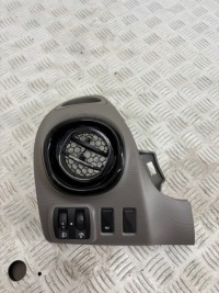 фото thumb №1, Решітка обдув ліва 683112651r renault trafic iii opel vivaro b 93868012