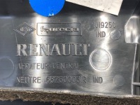 фото thumb №6, Решітка обдув перед renault scenic iii 682600031r minivan