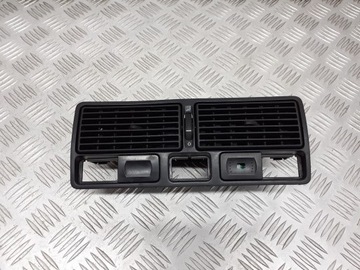 фото thumb №1, Решётка воздуховод средняя vw golf iv