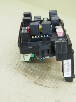 фото thumb №6, Коробка запобіжників bsi chrysler 300c p05087269a