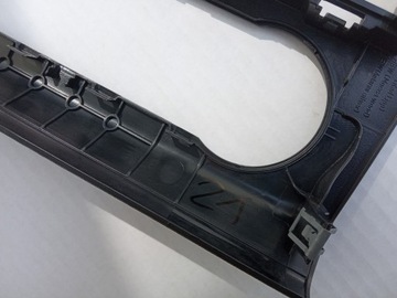 фото thumb №6, Ford focus mk2 2004-07r. - панель рамка