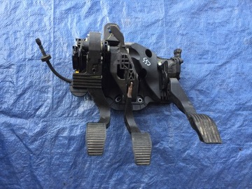 фото thumb №1, Jeep compass 17 18 19 педаль сцепления тормоза газа механическая коробка передач