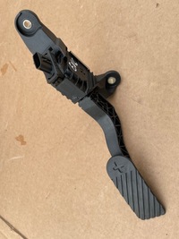 фото thumb №1, Kia ev6 22- педаль газу i гальма комплект