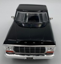 Ford Bronco (жесткий верх) 1978 1:24 Motormax 79374 черный