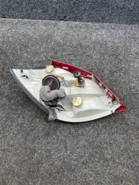 Skoda fabia 2 рестайлинг  фара правая  задний 5j6945096 Цена, фото thumb