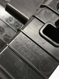 фото thumb №8, Mercedes gla ii h247 захист обшивка стійка середній зад праві a2476908200