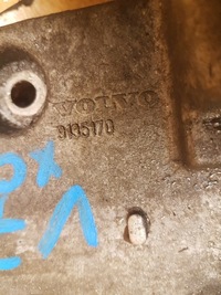 фото thumb №3, Кронштейн основание генератора volvo v70 xc 2.4t
