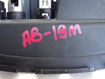 фото thumb №7, Peugeot 208 2008 панель прикуриватель гнездо usb 9674655277