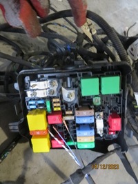 фото thumb №5, Opel crossland x коробка запобіжників 1,2 бензин 17r