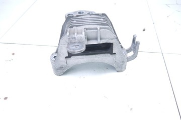 Подушка двигателя Opel Astra J 1.7 CDTI