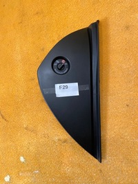 фото thumb №1, Защита консоли правая renault captur i 698209511r
