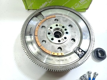 фото thumb №10, Зчеплення+ колесо двомасовий valeo 837119 fullpack dmf