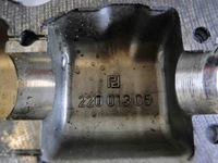 фото thumb №16, Mercedes c219 крышка клапанов wahaczowych левая a6420101230 cls320 cdi 2007