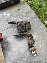 фото thumb №1, Петля двері лівий перед audi a4 b6 8e0831411