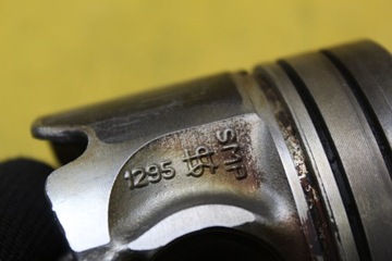 фото thumb №10, Поршень шатун шату́н 057d 4.2 tdi a8 d3 q7 bvn 1295 083100