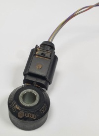 фото thumb №1, Датчик детонационный vw up 030905377d