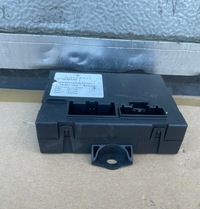 фото thumb №1, Maserati levante модуль блок управления крышки 670039446