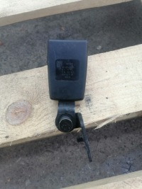 фото thumb №1, Замок поперечина задня opel astra j iv 13251483