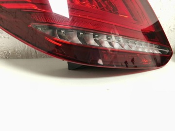 фото thumb №15, Лампа права задня mercedes-benz c w205 a2059064703 2.0l дизель 2018