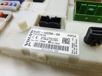 фото thumb №6, Volvo xc60 2011 рамка / модуль предохранителей