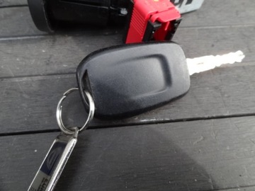 фото thumb №9, Dacia logan 19r 1,0 sce компьютер набор 237108697r