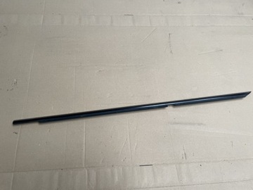 фото thumb №1, Планка накладка дверь правые зад mercedes gle w166
