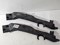 фото thumb №1, Направляющая кронштейн панель фары правый перед berlingo partner iv 9830521680