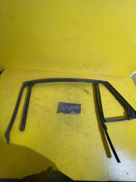 фото thumb №8, Opel insignia a прокладка скла двері лівих задніх 13256888