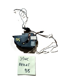 фото thumb №1, Vw passat b5 3b0925071a прикуриватель