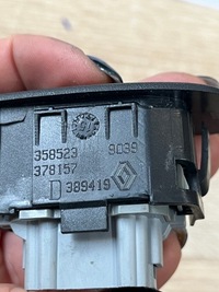 фото thumb №5, 99 renault clio iv перемикач панель підігрів сидінь