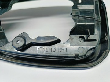 фото thumb №12, Bmw 3 g20 g21- корпус рамка зеркало правого чёрный блеск 8498220-04