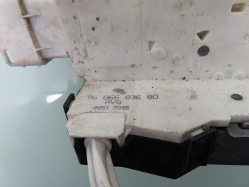 фото thumb №5, Замок лівий переднє peugeot 407 9686683680 6 pin