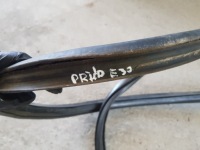 Прокладка гумовий кронштейн рамка кузовна скло перед лобове bmw e30 Оригінал, фото thumb