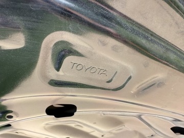 фото thumb №9, Капот кришка toyota prius iv 2015 - 2023 .