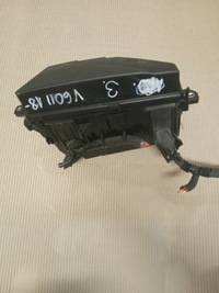 фото thumb №3, Volvo v60 ii коробка предохранителей