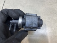 фото thumb №4, Клапан вакуумa audi a4 b6 2.5 tdi 1k0906627a