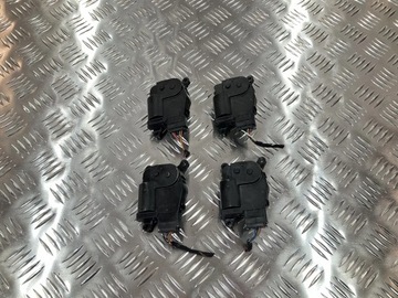 фото thumb №1, Двигунчик нагрівача volvo ec40 c40 32226714