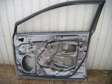 фото thumb №14, Toyota avensis t27 09-16 дверь правый перед